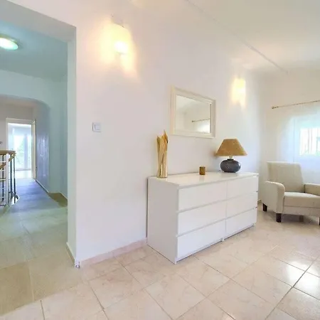 Vinodol Comfortable *