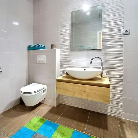 Vinodol Comfortable *