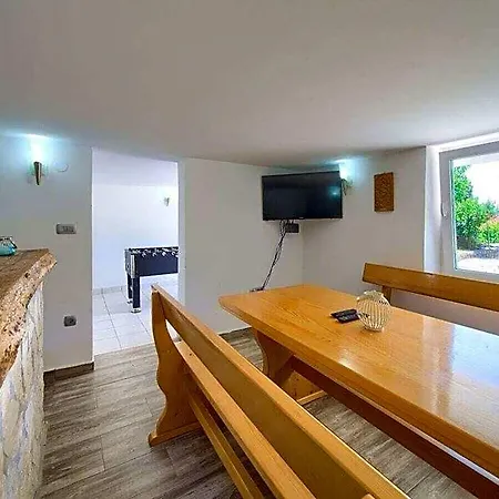 Vinodol Comfortable Villa
