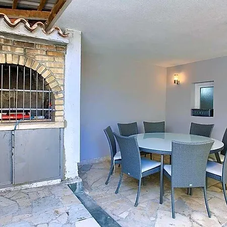 Vinodol Comfortable Villa